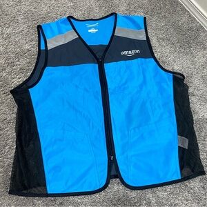 Amzon delivery Luly yang vest XL